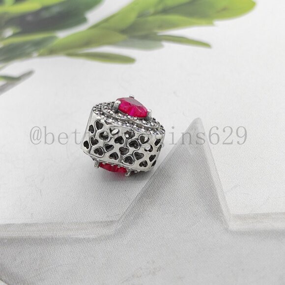 Pandora Sparkling Levelled Heart Charm - Picture 4 of 6